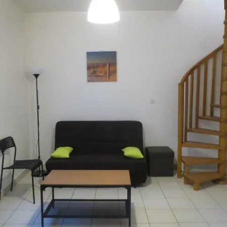 T1 centre ville Aubenas Extérieur photo