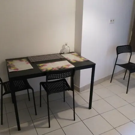 T1 centre ville Aubenas Extérieur photo